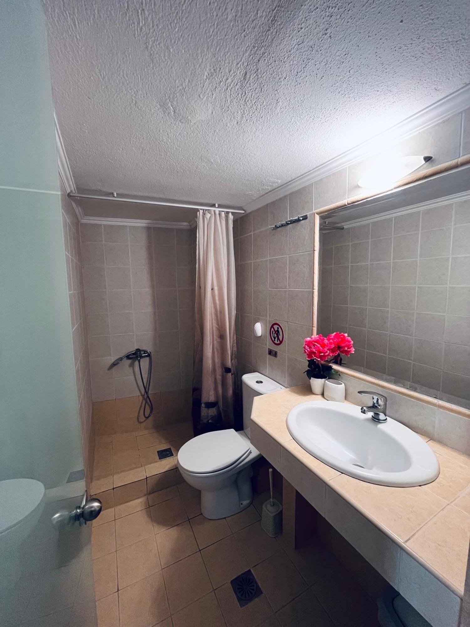 Liogerma Apartments Pefkochori Bagian luar foto